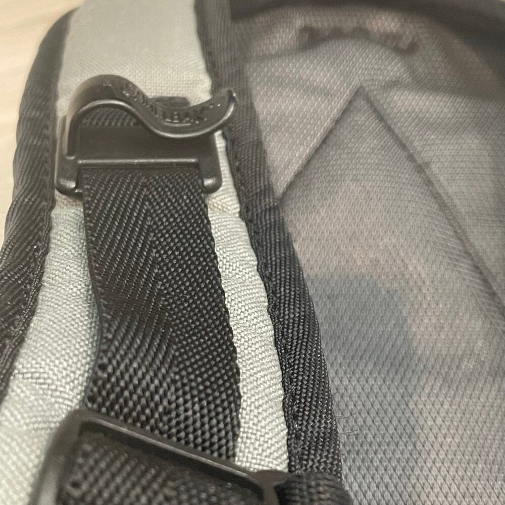 CamelBak Lobo Hydration Backpack Hiking Cycling Biking Camping Black NO Bladder - Picture 14 of 16